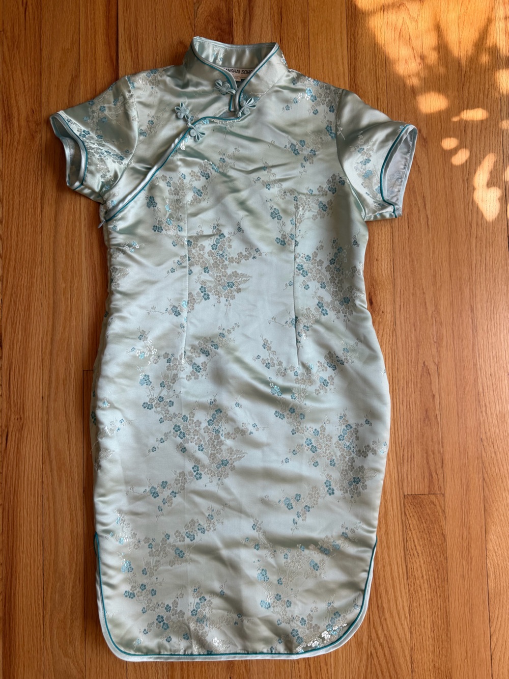 VINTAGE SHANGHAI SOHO QIPAO / CHEONGSAM DRESS